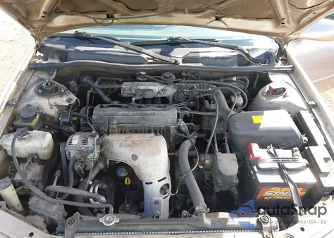 1998 Toyota Camry Le z USA, uszkodzony, nr VIN JT2BG22K0W0159455